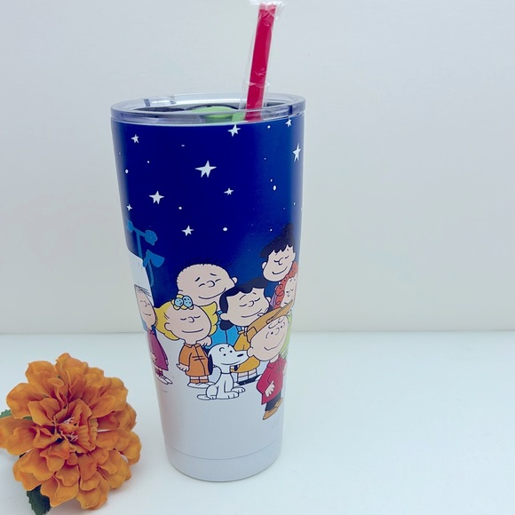 Snoopy Peanuts Christmas cup with lid and straw Zrike Brands by R Squared - Picture 16 of 16